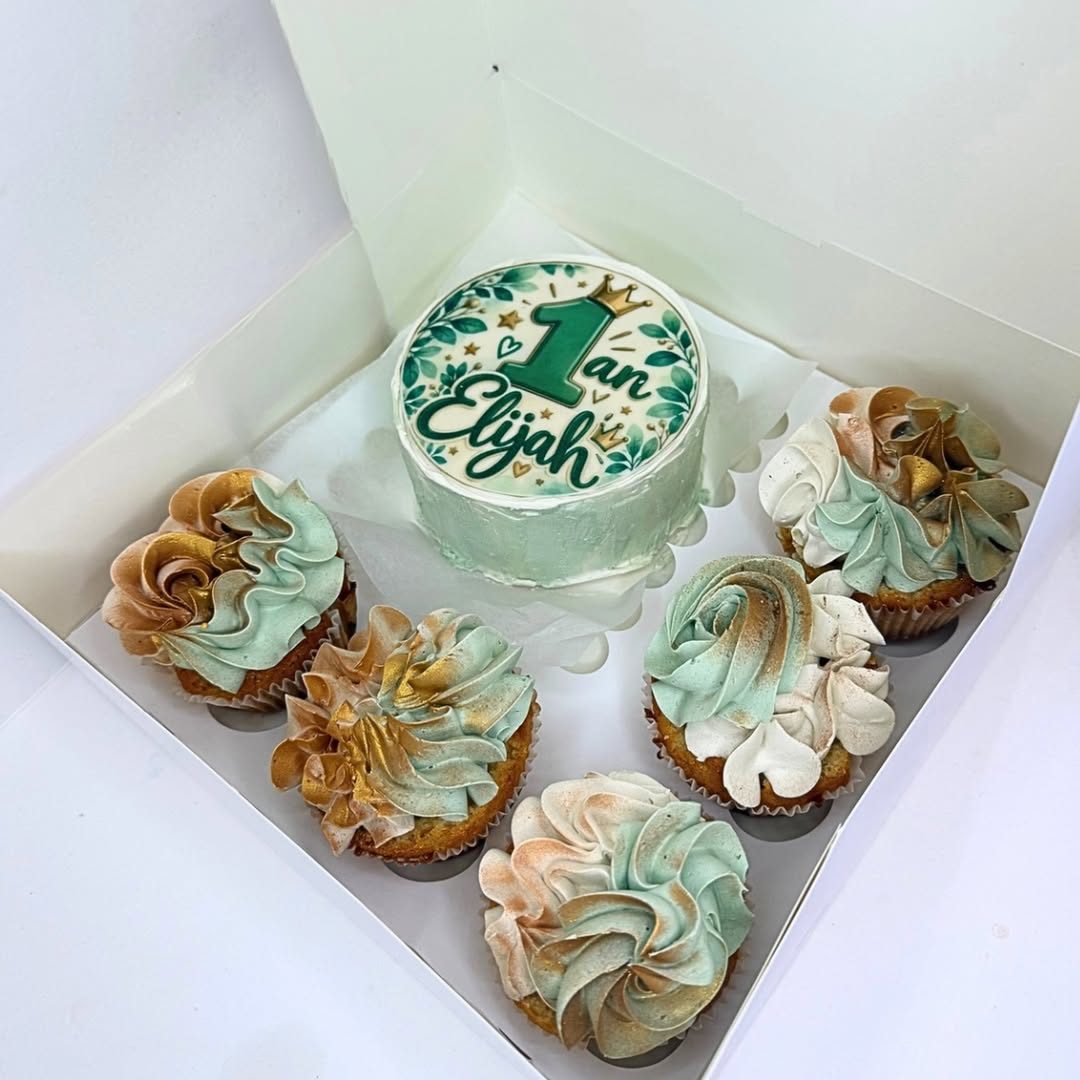 Bento cake 1 an et cupcakes vert sauge et or
